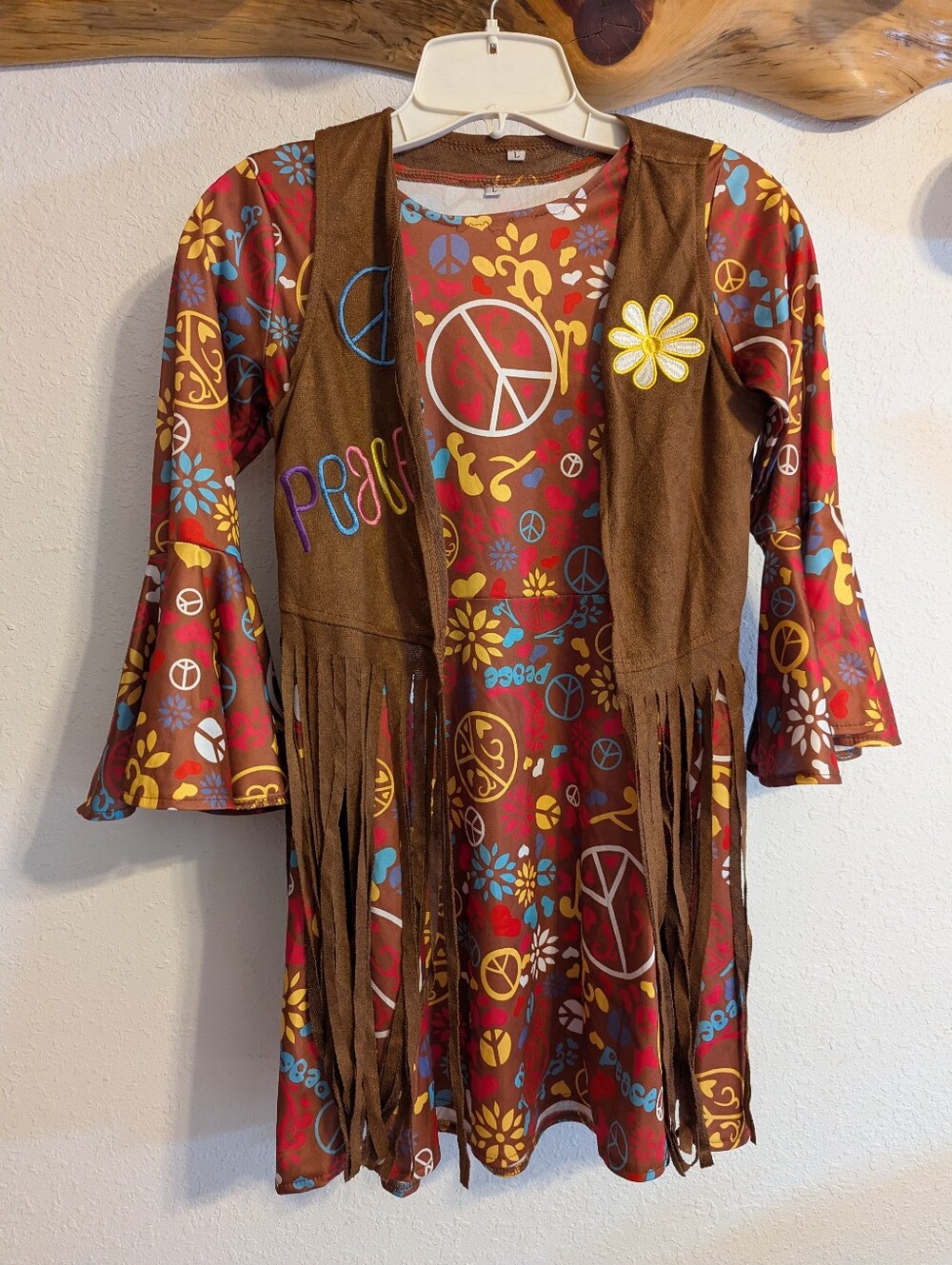 Girls 10 Piece Hippie Costume Size Large
